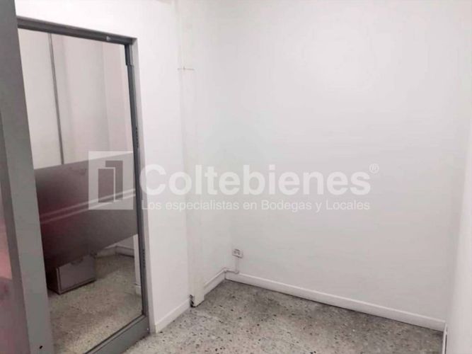 Bodega en arriendo en Zona Industrial No. 1, Itagüí, 241 m² · foto 8 de 24
