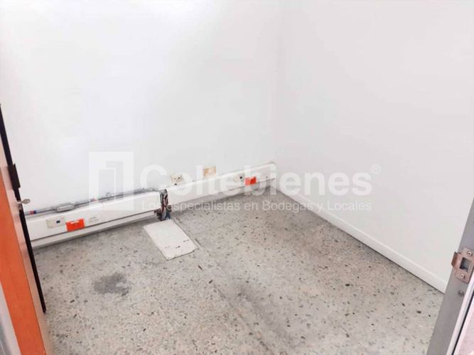 Bodega en arriendo en Zona Industrial No. 1, Itagüí, 241 m² · foto 10 de 24