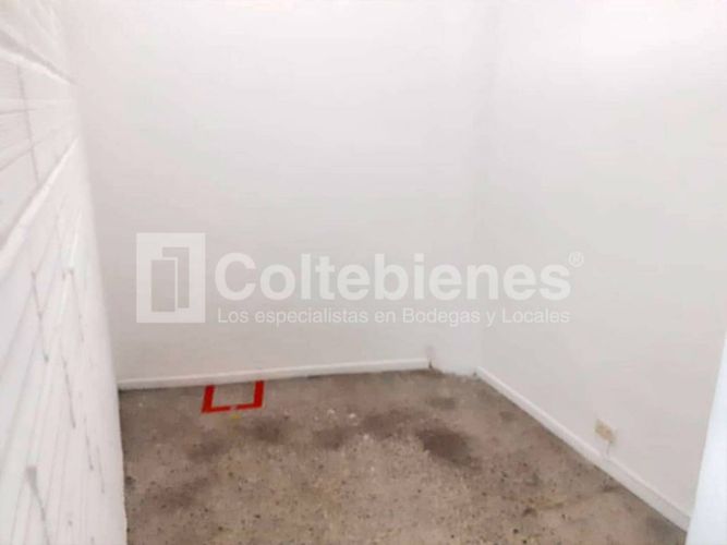 Bodega en arriendo en Zona Industrial No. 1, Itagüí, 241 m² · foto 12 de 24