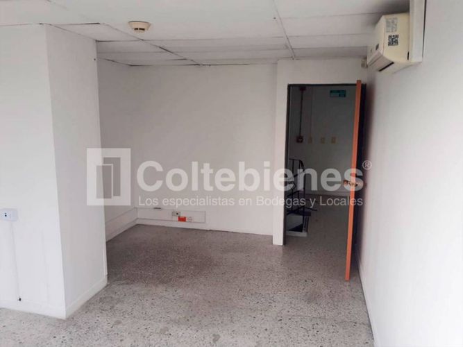 Bodega en arriendo en Zona Industrial No. 1, Itagüí, 241 m² · foto 14 de 24