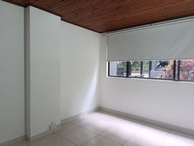 Apartamento de 2 alcobas en arriendo en Los Naranjos, Medellín, 75 m² · foto 13 de 15