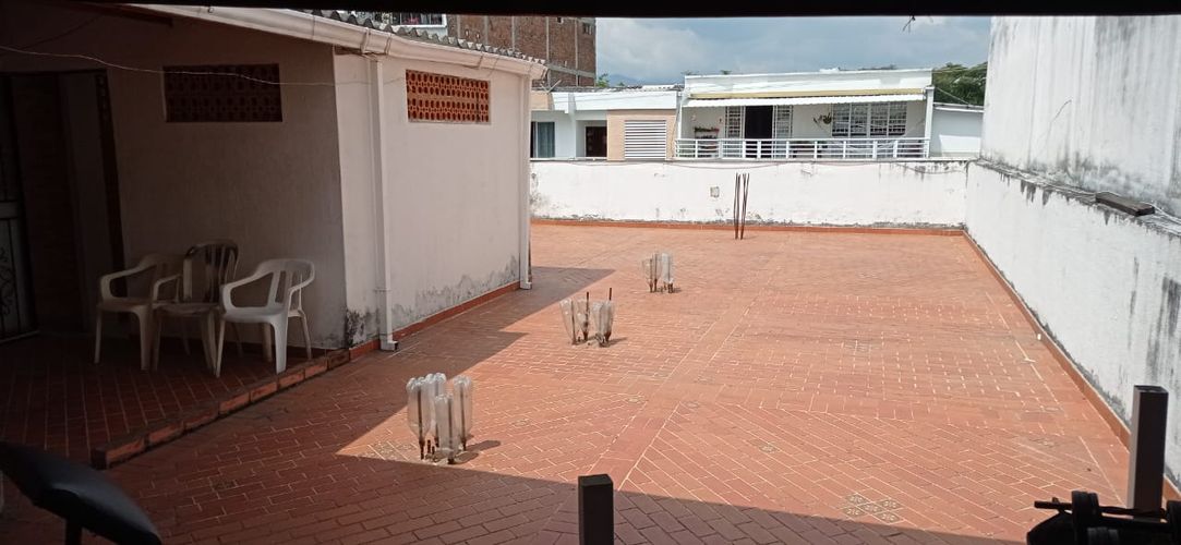 Casa de 5 alcobas en venta en Prados Del Limonar, Cali, 350 m² · foto 20 de 20