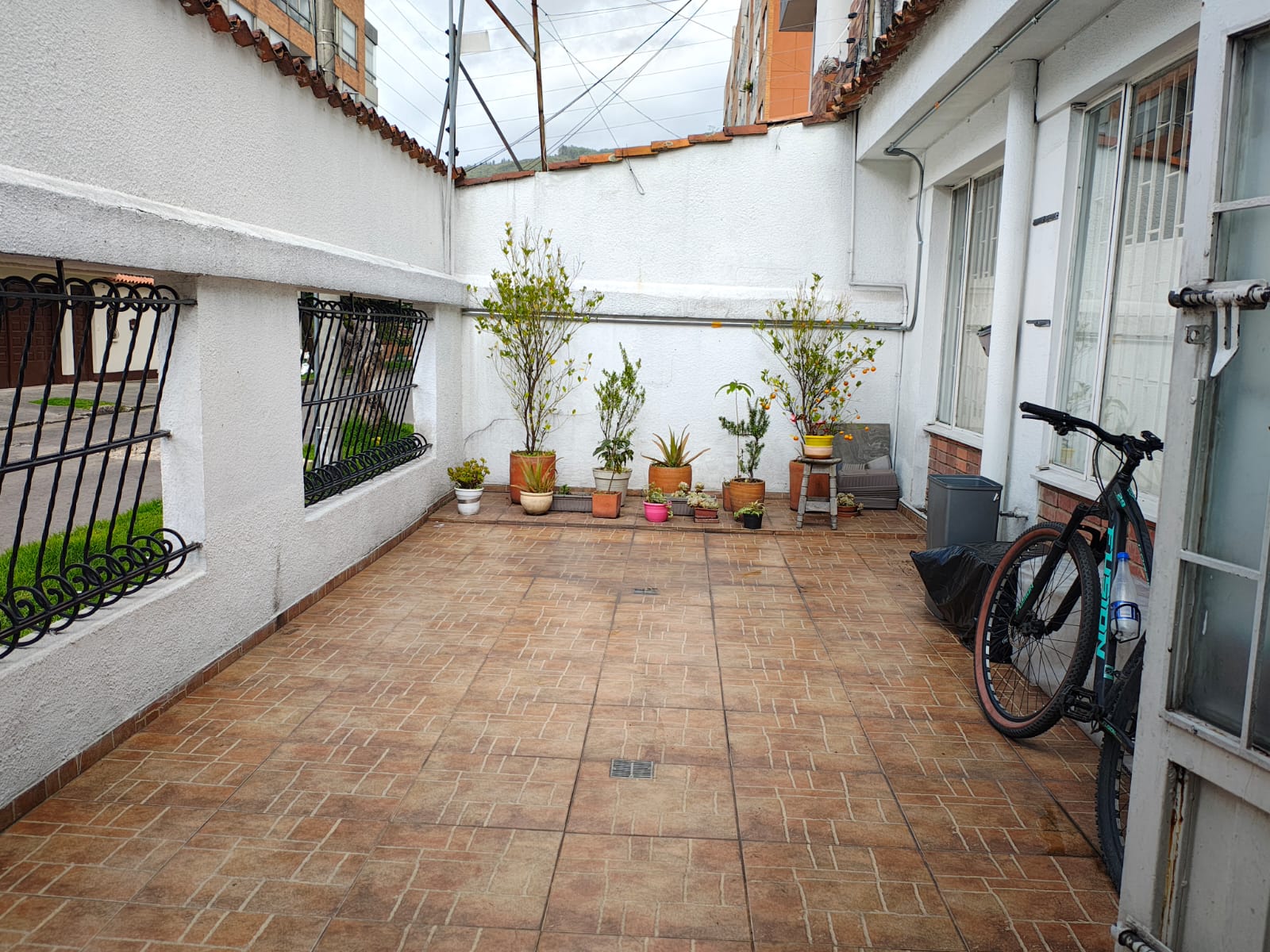 Casa en venta en Lisboa Usaquén, Bogotá · foto 2 de 17
