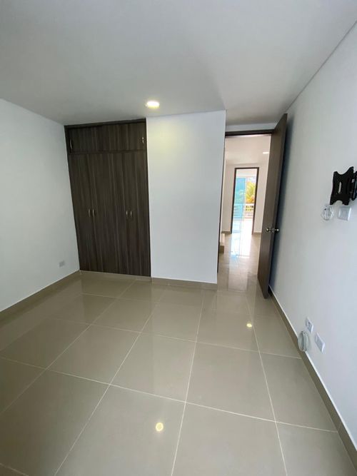 Casa de 5 alcobas en venta en Las Mercedes, Jamundí, 300 m² · foto 5 de 24