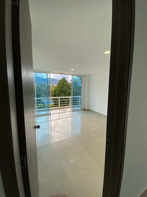 Casa de 5 alcobas en venta en Las Mercedes, Jamundí, 300 m² · foto 7 de 24