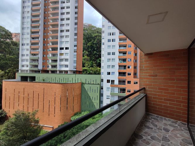 Apartamento de 2 alcobas en venta en Aves Maria, Sabaneta, 90 m² · foto 7 de 24