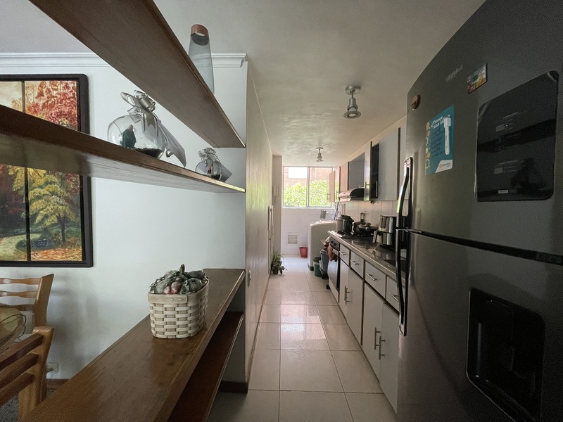 Apartamento en venta en El Poblado, Medellín · foto 3 de 10