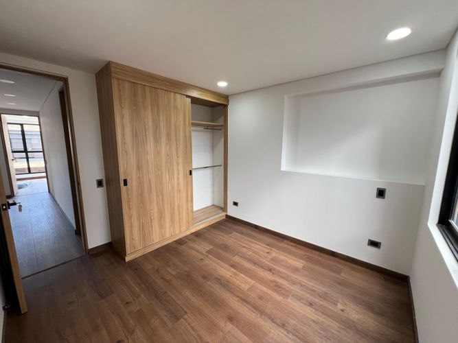 Casa de 4 alcobas en venta en El Diamante, Medellín, 240 m² · foto 5 de 12