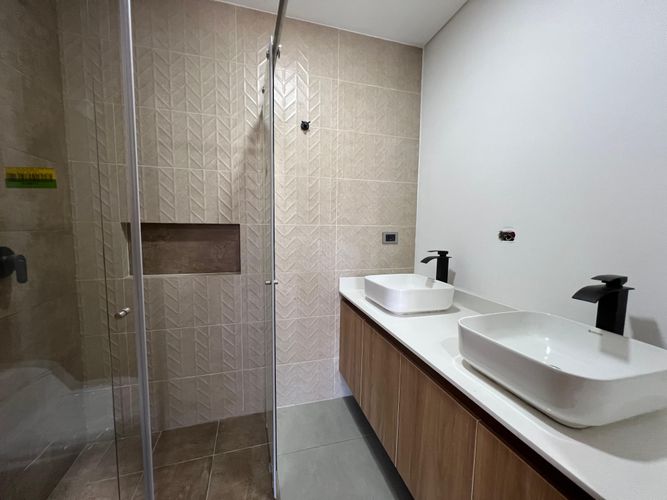 Casa de 4 alcobas en venta en El Diamante, Medellín, 240 m² · foto 11 de 12