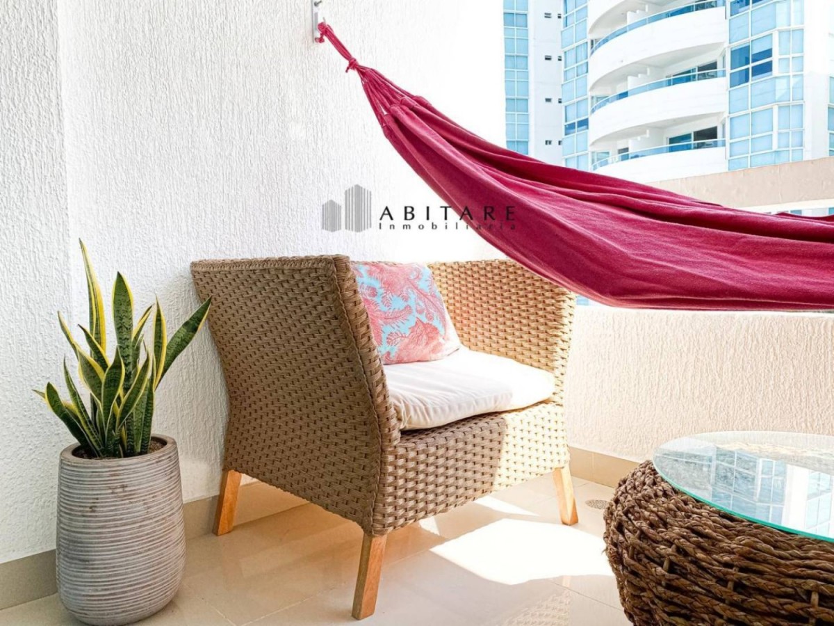 Apartamento en venta en El Laguito, Cartagena · foto 2 de 13