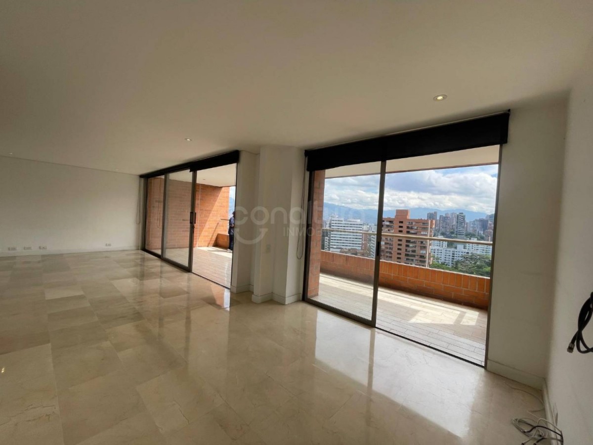 Apartamento en venta en El Poblado, Medellín 4