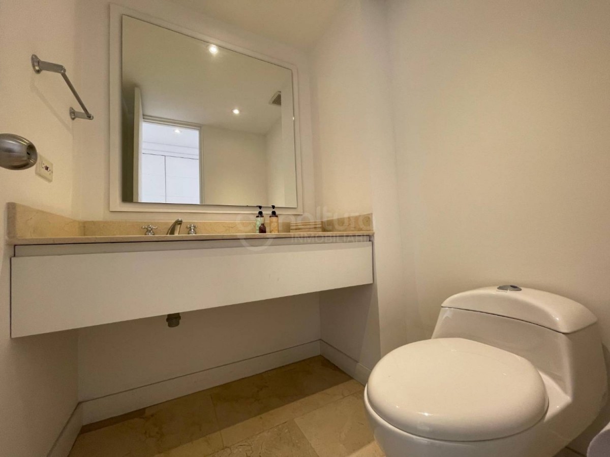 Apartamento en venta en El Poblado, Medellín · foto 24 de 24