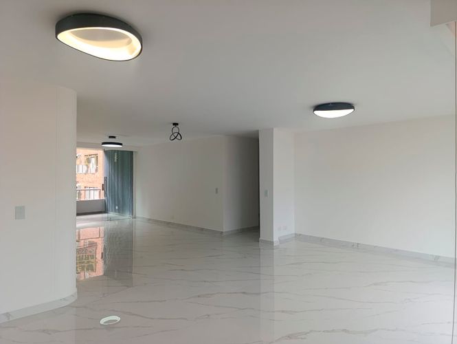 Apartamento de 3 alcobas en arriendo en El Poblado, Medellín, 150 m² · foto 11 de 20