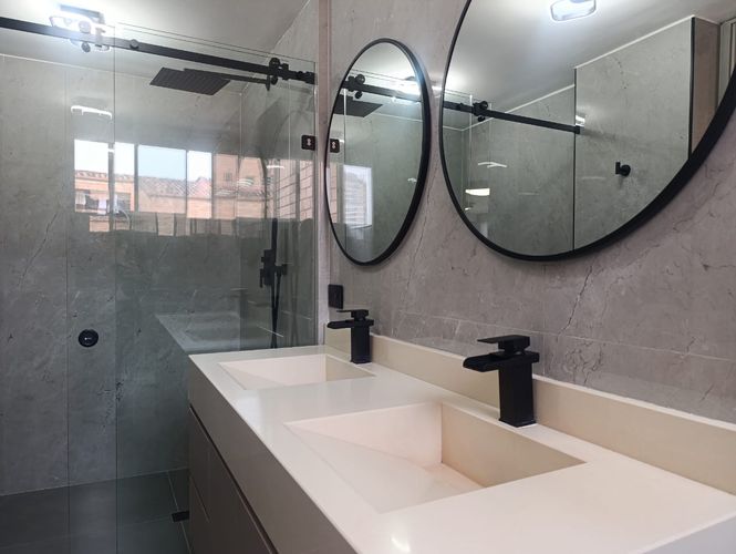 Apartamento de 3 alcobas en arriendo en El Poblado, Medellín, 150 m² · foto 18 de 20