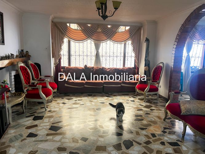 Casa de 3 alcobas en venta en Los Bossa, Cota, 278 m² · foto 3 de 24