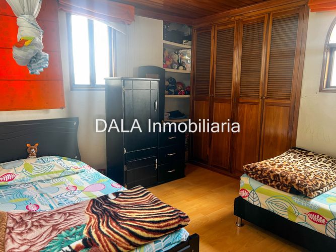 Casa de 3 alcobas en venta en Los Bossa, Cota, 278 m² · foto 12 de 24