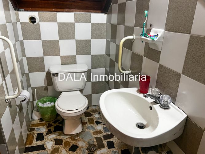 Casa de 3 alcobas en venta en Los Bossa, Cota, 278 m² · foto 16 de 24
