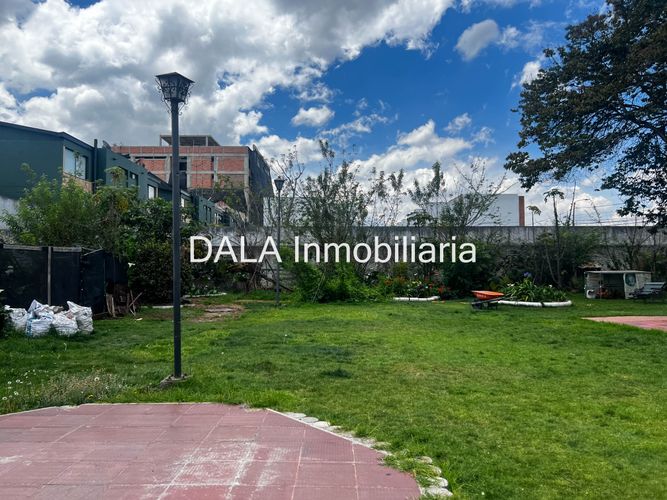 Casa de 3 alcobas en venta en Los Bossa, Cota, 278 m² · foto 18 de 24