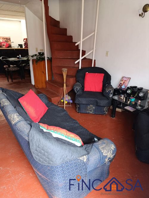 Casa de 3 alcobas en venta en San Mateo, Soacha, 90 m² · foto 4 de 11
