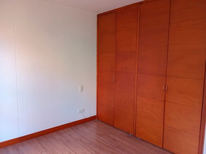 Apartamento de 2 alcobas en arriendo en El Poblado, Medellín, 175 m² · foto 14 de 20