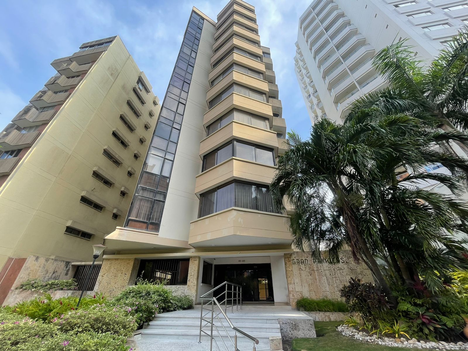 Departamento en venta bajo precio de mercado en Riomar