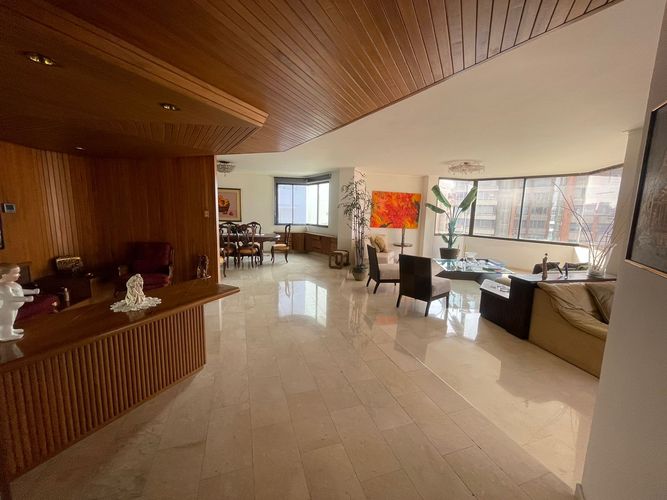 Apartamento de 3 alcobas en venta en Altos Del Prado, Barranquilla, 345 m² · foto 4 de 24