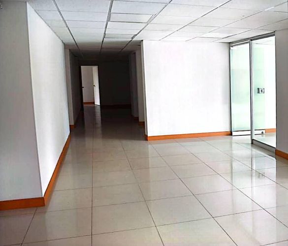 Local en venta en Centro, Villavicencio, 883 m² · foto 21 de 24
