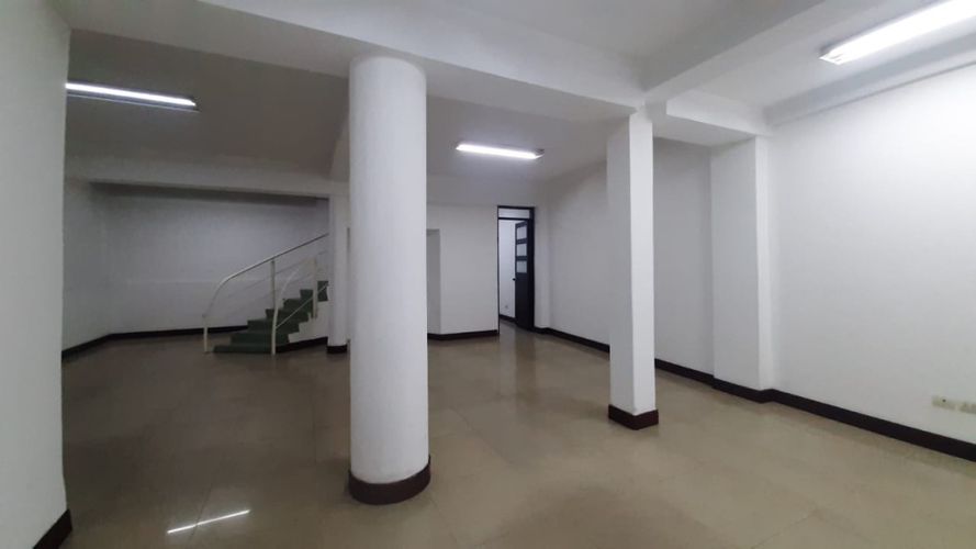 Local en arriendo en San Pedro, Cali · foto 19 de 22