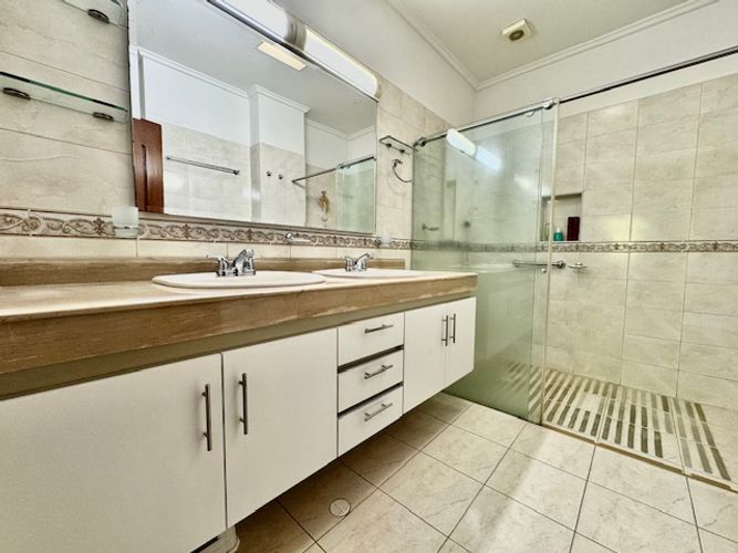 Apartamento de 3 alcobas en venta en Santa Monica, Cali, 245 m² · foto 12 de 18