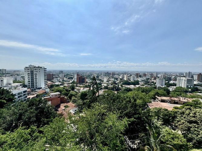 Apartamento de 3 alcobas en venta en Santa Monica, Cali, 245 m² · foto 17 de 18
