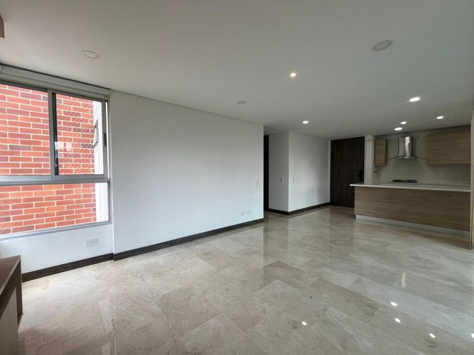 Apartamento de 3 alcobas en arriendo en El Poblado, Medellín, 125 m² · foto 9 de 19