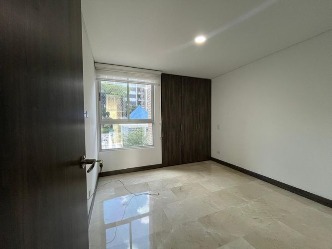 Apartamento de 3 alcobas en arriendo en El Poblado, Medellín, 125 m² · foto 11 de 19