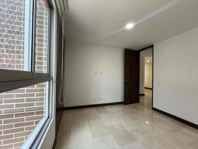Apartamento de 3 alcobas en arriendo en El Poblado, Medellín, 125 m² · foto 13 de 19