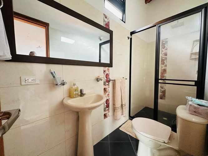 Casa de 6 alcobas en venta en El Carmen De Viboral, El Carmen de Viboral, 450 m² · foto 8 de 22