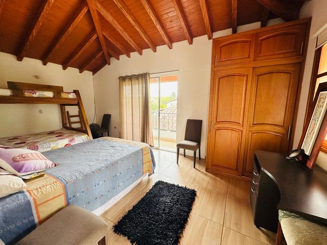 Casa de 6 alcobas en venta en El Carmen De Viboral, El Carmen de Viboral, 450 m² · foto 14 de 22