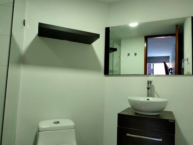 Apartamento de 2 alcobas en arriendo en El Poblado, Medellín, 80 m² · foto 16 de 17