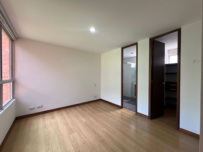 Apartamento de 3 alcobas en arriendo en Cumbres, Envigado, 100 m² · foto 9 de 18