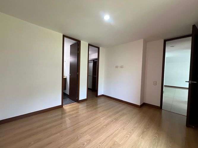 Apartamento de 3 alcobas en arriendo en Cumbres, Envigado, 100 m² · foto 13 de 18
