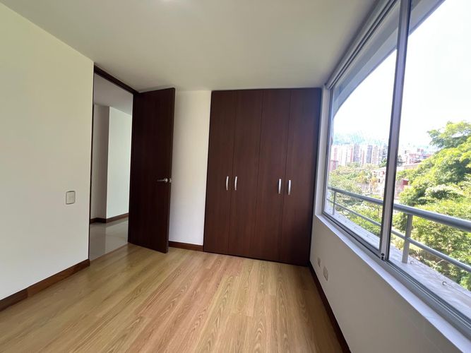 Apartamento de 3 alcobas en arriendo en Cumbres, Envigado, 100 m² · foto 12 de 18