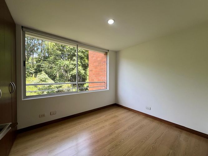 Apartamento de 3 alcobas en arriendo en Cumbres, Envigado, 100 m² · foto 10 de 18