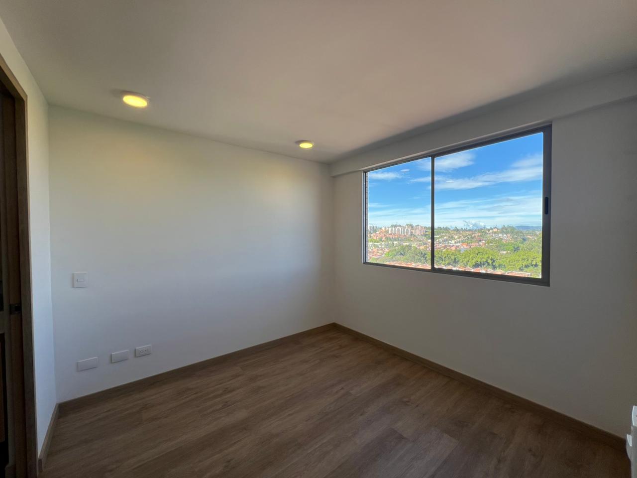 Apartamento en arriendo en Llano Grande, Rionegro · foto 4 de 11