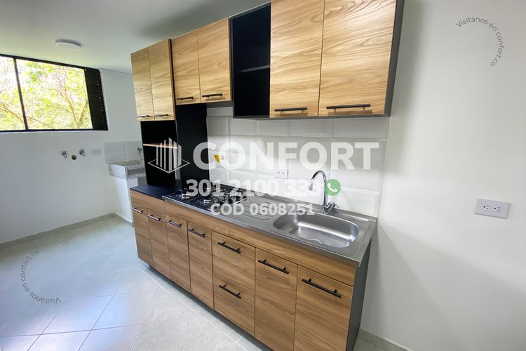 Apartamento de 3 alcobas en arriendo en Provenza, Medellín, 100 m² · foto 7 de 24