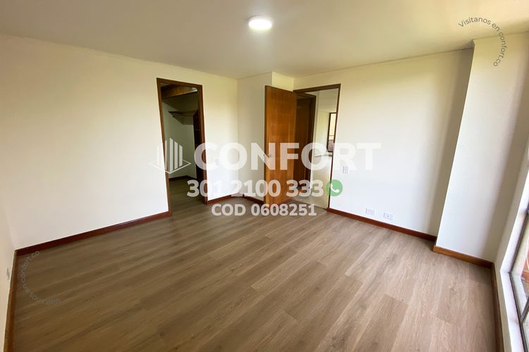 Apartamento de 3 alcobas en arriendo en Provenza, Medellín, 100 m² · foto 20 de 24
