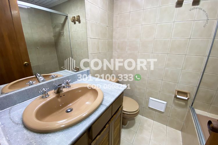 Apartamento de 3 alcobas en arriendo en Provenza, Medellín, 100 m² · foto 23 de 24