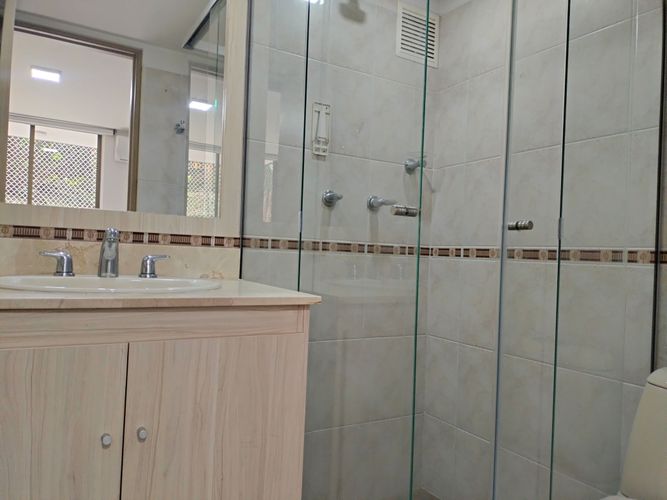 Apartamento de 3 alcobas en arriendo en El Poblado, Medellín, 98 m² · foto 16 de 18