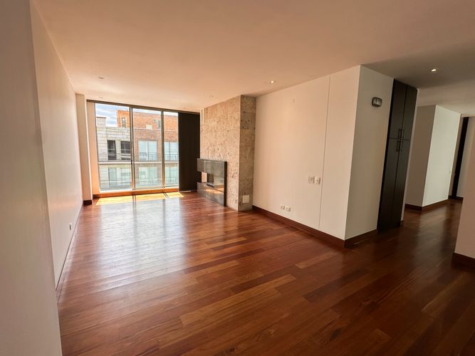 Apartamento de 3 alcobas en venta en Chicó Reservado, Bogotá, 160 m² · foto 5 de 18