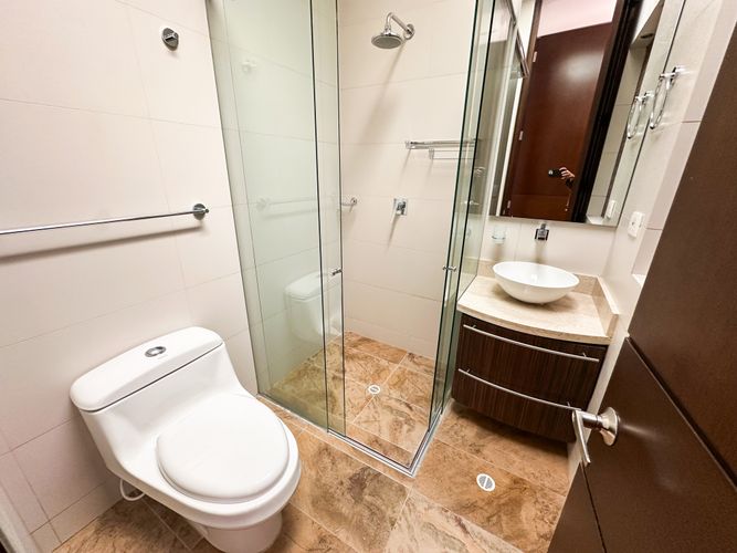 Apartamento de 3 alcobas en venta en Chicó Reservado, Bogotá, 160 m² · foto 15 de 18