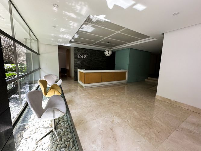 Apartamento de 3 alcobas en venta en Chicó Reservado, Bogotá, 160 m² · foto 17 de 18