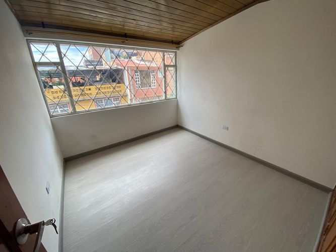 Apartamento de 2 alcobas en venta en La Granja, Bogotá, 60 m² · foto 8 de 11