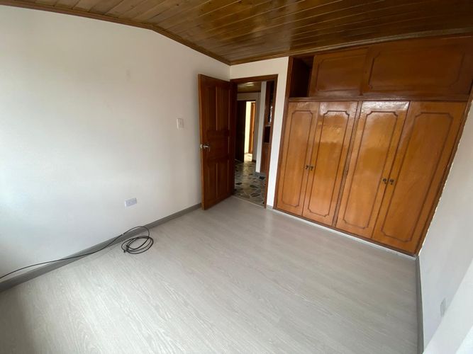 Apartamento de 2 alcobas en venta en La Granja, Bogotá, 60 m² · foto 3 de 11